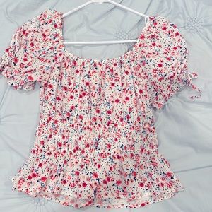 Patterned puff sleeve, kingston grey top, size medium